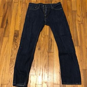 Dark wash Levi 513 jeans W32 L32